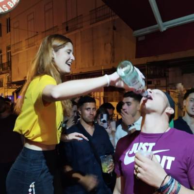 discover-lisbon-pub-crawl-2.png image 1