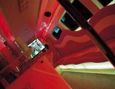 Barcellona Party Bus image 4
