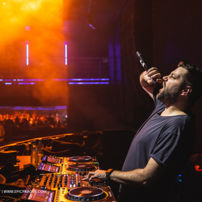 7KEBD3me1WvgDZrhlCug71-r62-2239-uwpmxmfgdg.jpg image 7