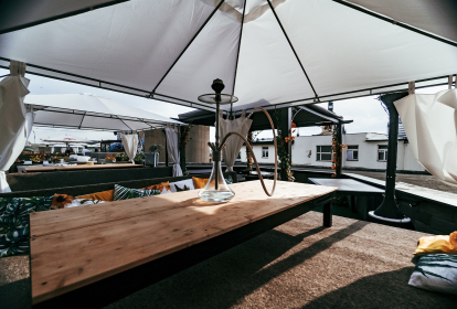 Praga Shisha e cocktail in un locale image 6