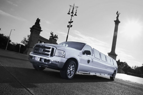 Ford Excursion Limousine