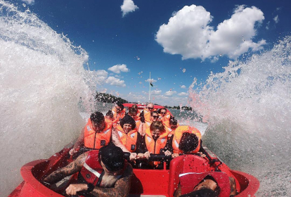 Budapest Giro in motoscafo image 1