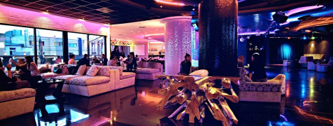 Praga Shisha e cocktail in un locale image 2