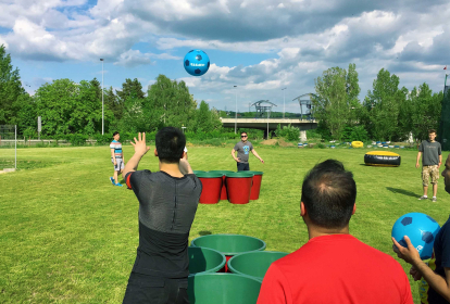 Praga Beer pong gigante image 2