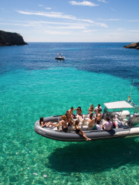Giro in barca con snorkeling, spiagge e grotte Ibiza